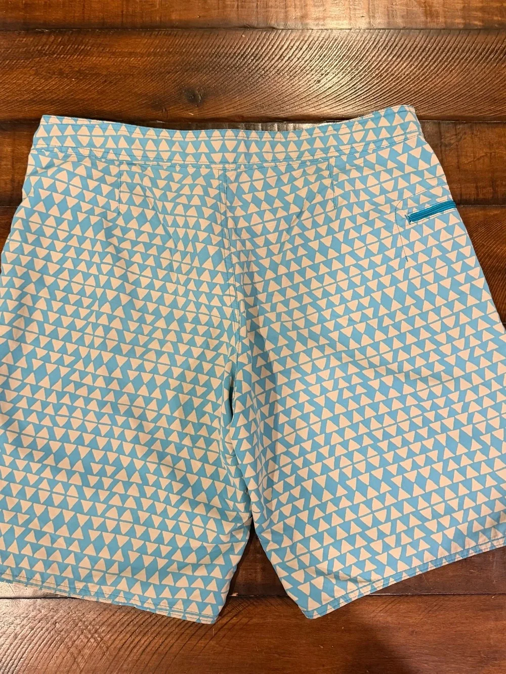 Patagonia Light Blue & White Geometric Board Shorts size 36